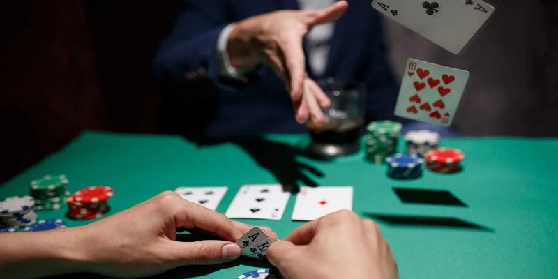 Công cụ, vật phẩm sử dụng trong Poker